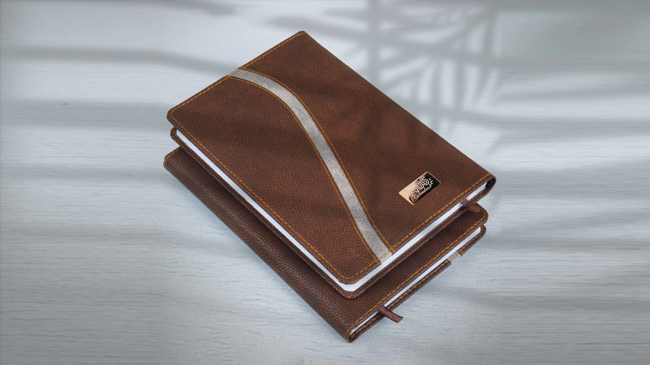 سررسید 1405 رقعی چرم دو تکه راین